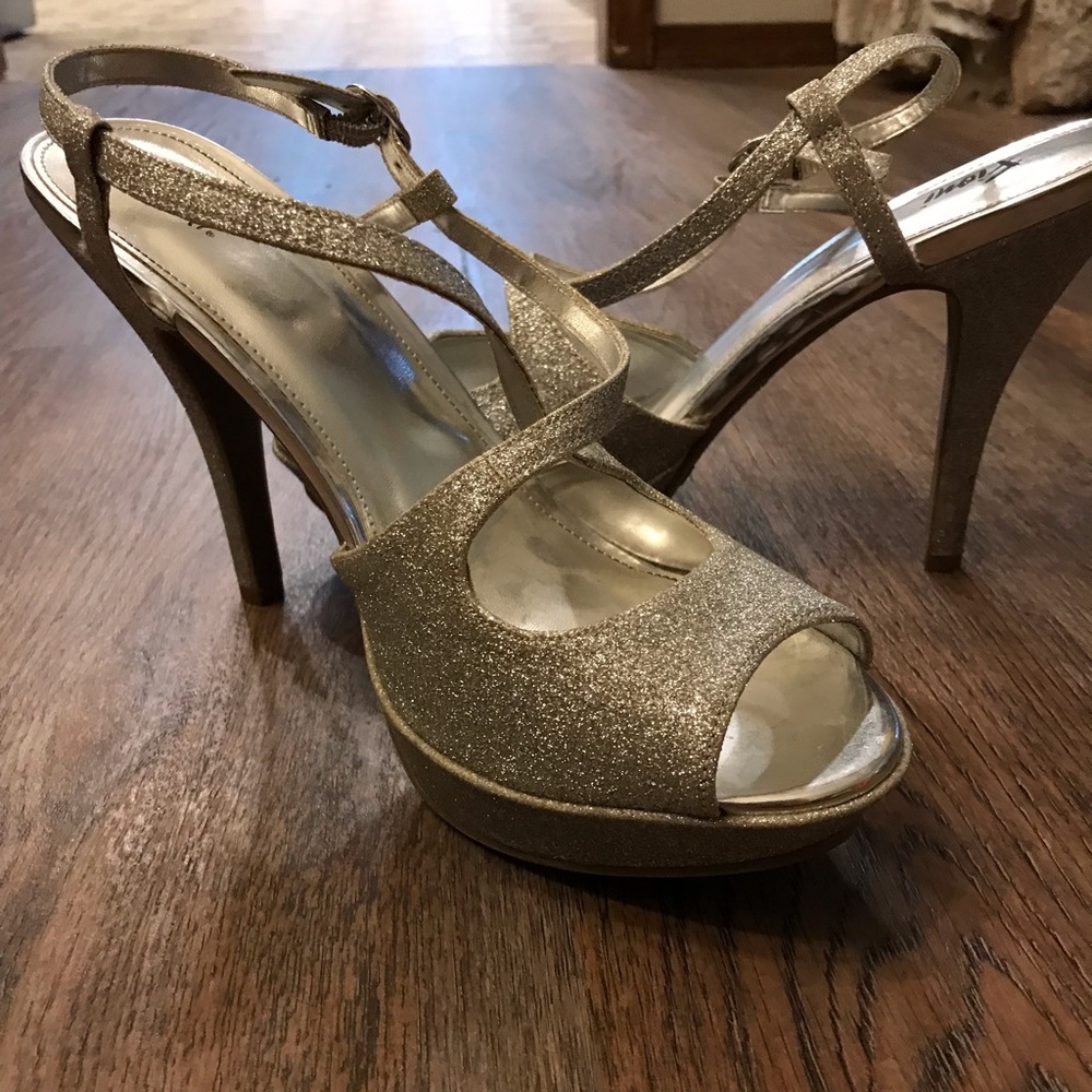 Fioni dress heels